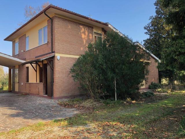 Villa in vendita a Ferrara FE