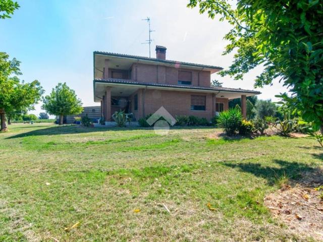 Villa in vendita a Ferrara FE