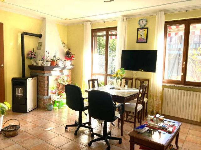 Villa in vendita a Ferrere AT