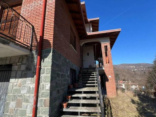 Villa in vendita a Ferriere PC