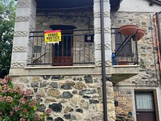 Villa in vendita a Ferriere PC