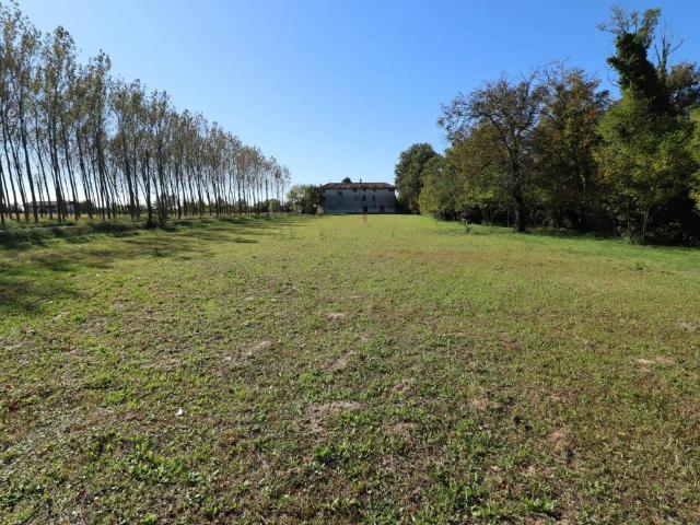 Villa in vendita a Fiume Veneto PN