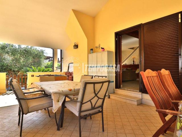 Villa in vendita a Fiumicino RM