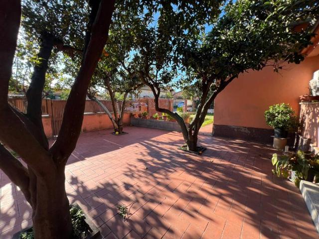 Villa in vendita a Fiumicino RM
