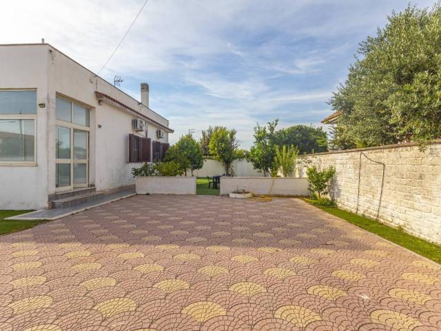 Villa in vendita a Fiumicino RM