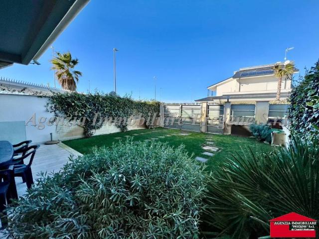 Villa in vendita a Fiumicino RM