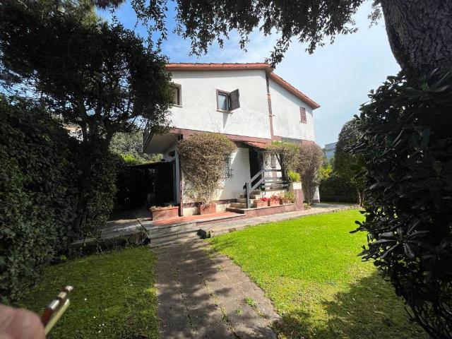 Villa in vendita a Fiumicino RM