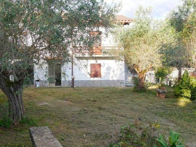 Villa in vendita a Fivizzano MS