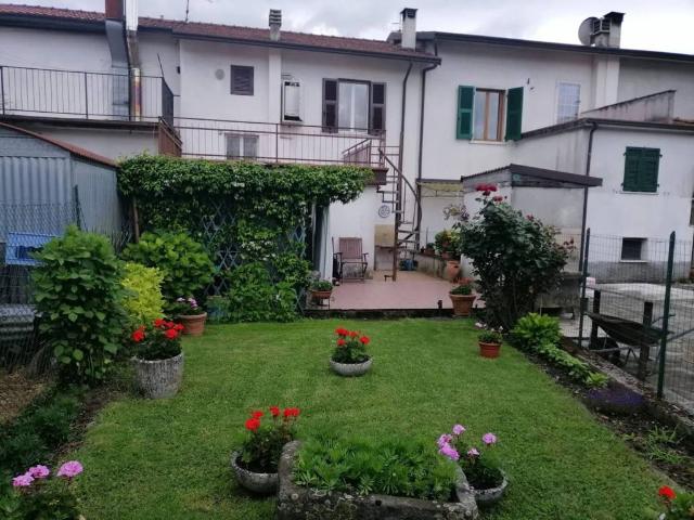 Villa in vendita a Fivizzano MS