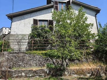 Villa in vendita a Fivizzano MS