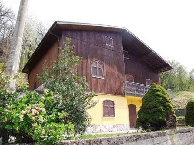 Villa in vendita a Fivizzano MS