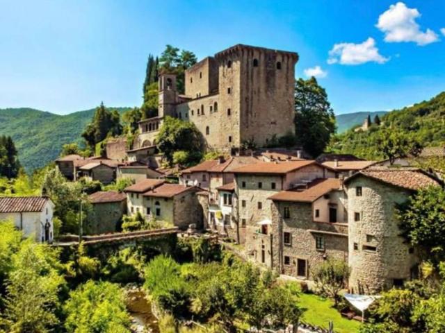 Villa in vendita a Fivizzano MS