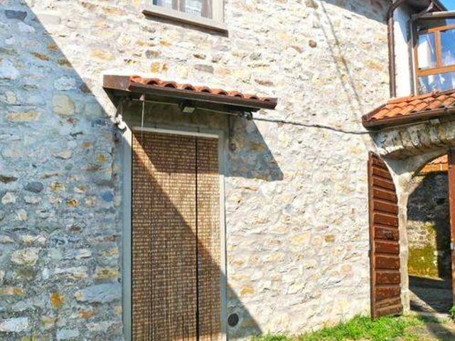 Villa in vendita a Fivizzano MS