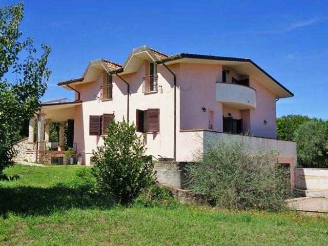 Villa in vendita a Fiano Romano RM