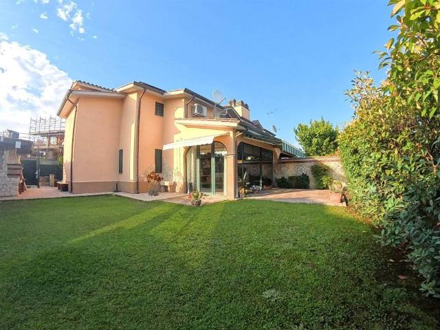 Villa in vendita a Fiano Romano RM