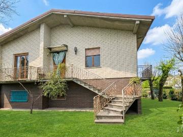 Villa in vendita a Fidenza PR
