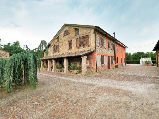 Villa in vendita a Fidenza PR