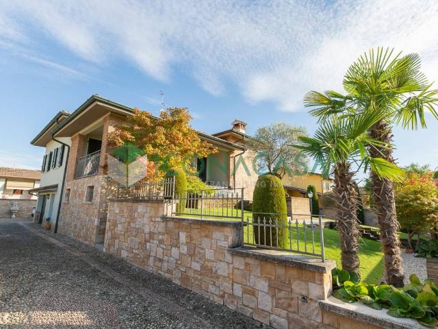 Villa in vendita a Fiesco CR