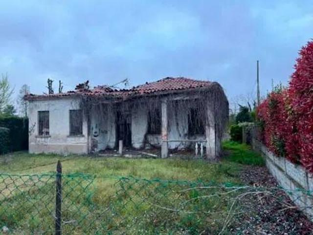 Villa in vendita a Fiesso d'Artico VE