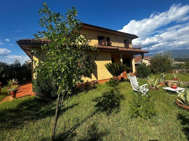 Villa in vendita a Figline e Incisa Valdarno FI