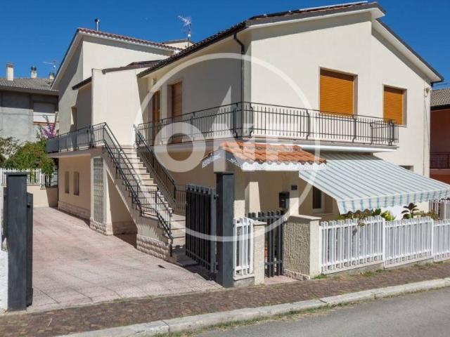 Villa in vendita a Filetto CH