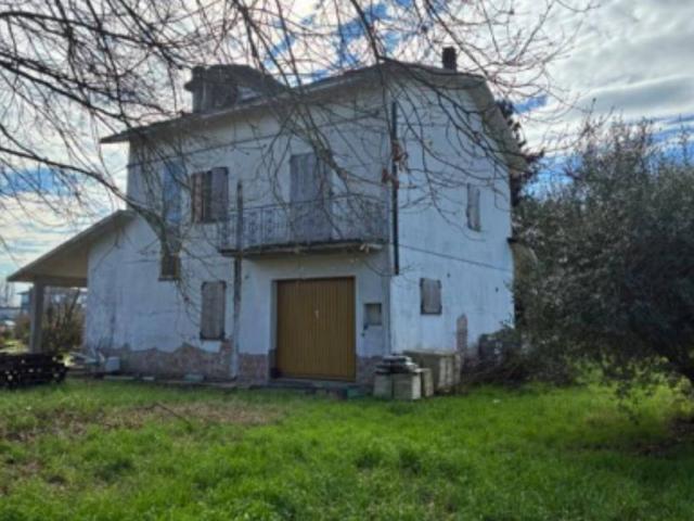 Villa in vendita a Finale Emilia MO