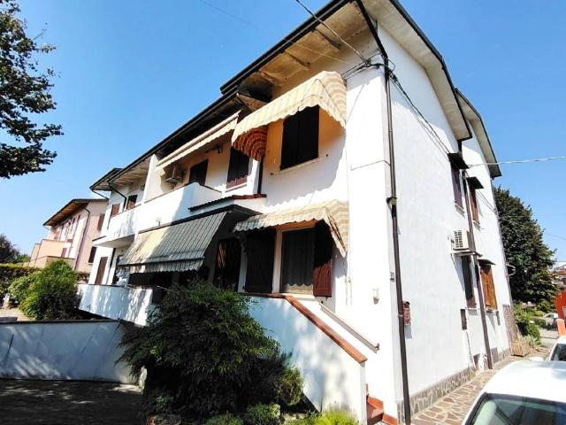 Villa in vendita a Finale Emilia MO
