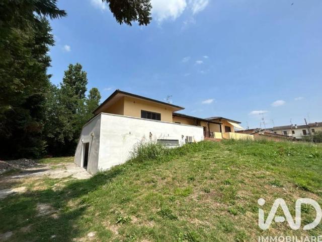 Villa in vendita a Finale Emilia MO