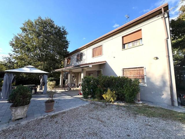 Villa in vendita a Finale Emilia MO