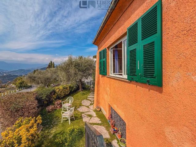 Villa in vendita a Finale Ligure SV