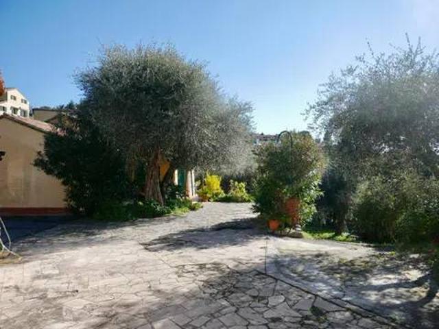 Villa in vendita a Finale Ligure SV