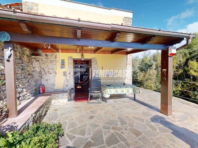 Villa in vendita a Finale Ligure SV