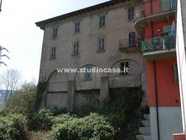 Villa in vendita a Fino del Monte BG