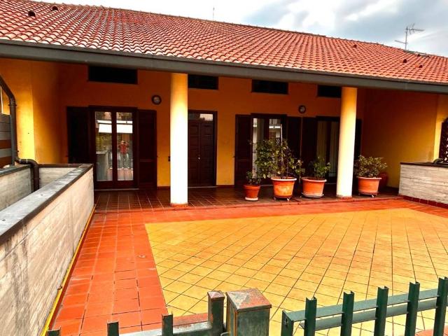 Villa in vendita a Fino Mornasco CO