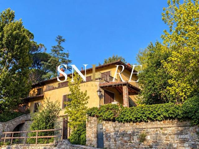 Villa in vendita a Firenze FI