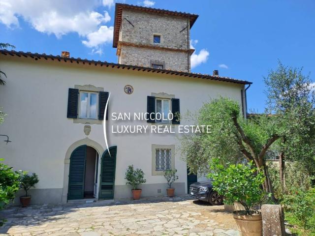 Villa in vendita a Firenze FI