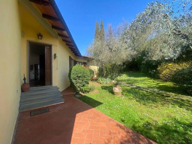 Villa in vendita a Firenze FI