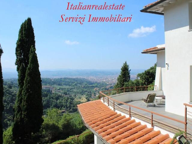 Villa in vendita a Firenze FI
