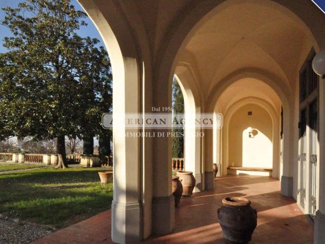 Villa in vendita a Firenze FI