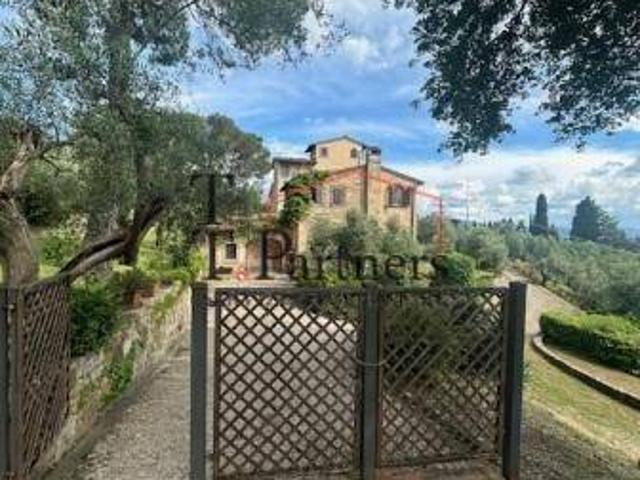 Villa in vendita a Firenze FI