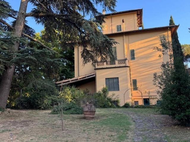 Villa in vendita a Firenze FI