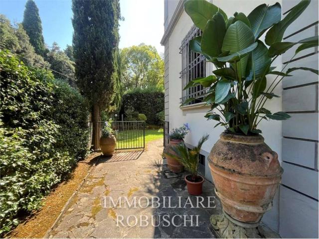 Villa in vendita a Firenze FI