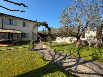 Villa in vendita a Firenze FI