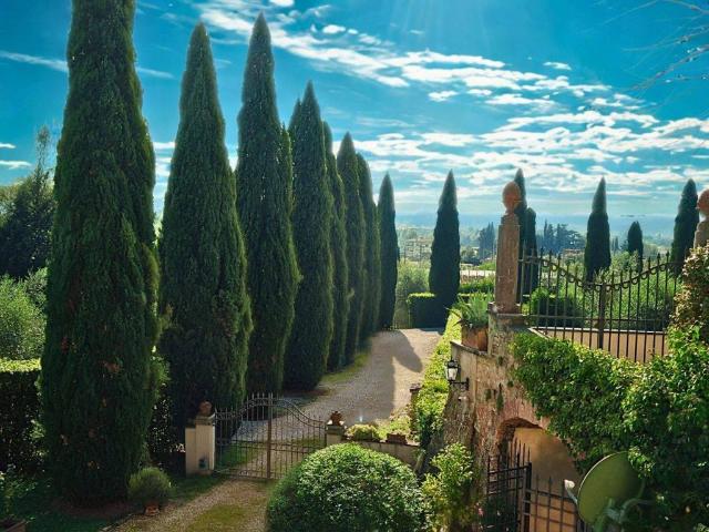 Villa in vendita a Firenze FI