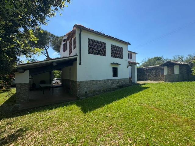 Villa in vendita a Firenze FI