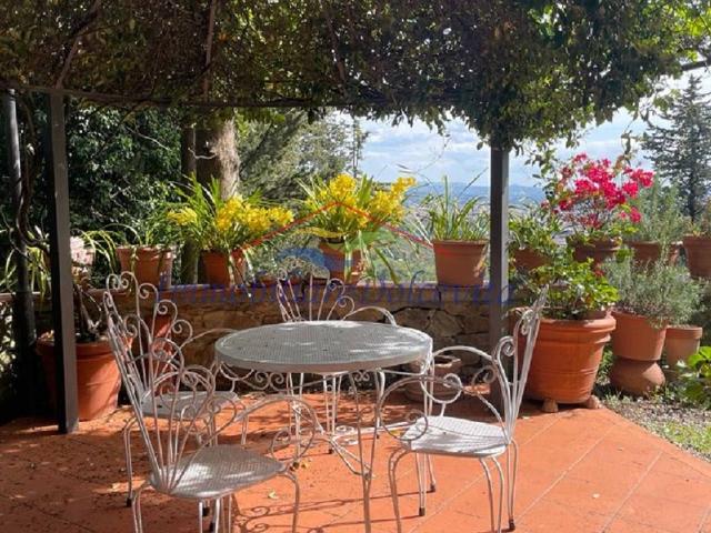 Villa in vendita a Firenze FI