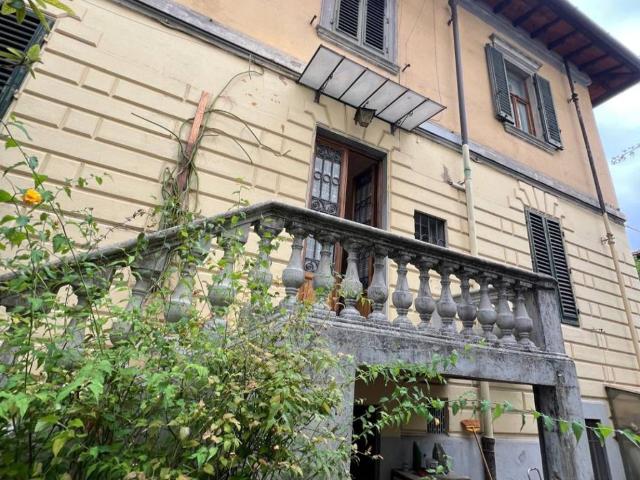Villa in vendita a Firenze FI