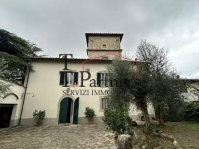 Villa in vendita a Firenze FI