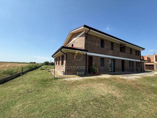 Villa in vendita a Fiscaglia FE