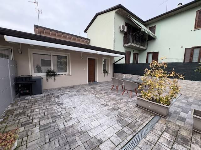 Villa in vendita a Flero BS